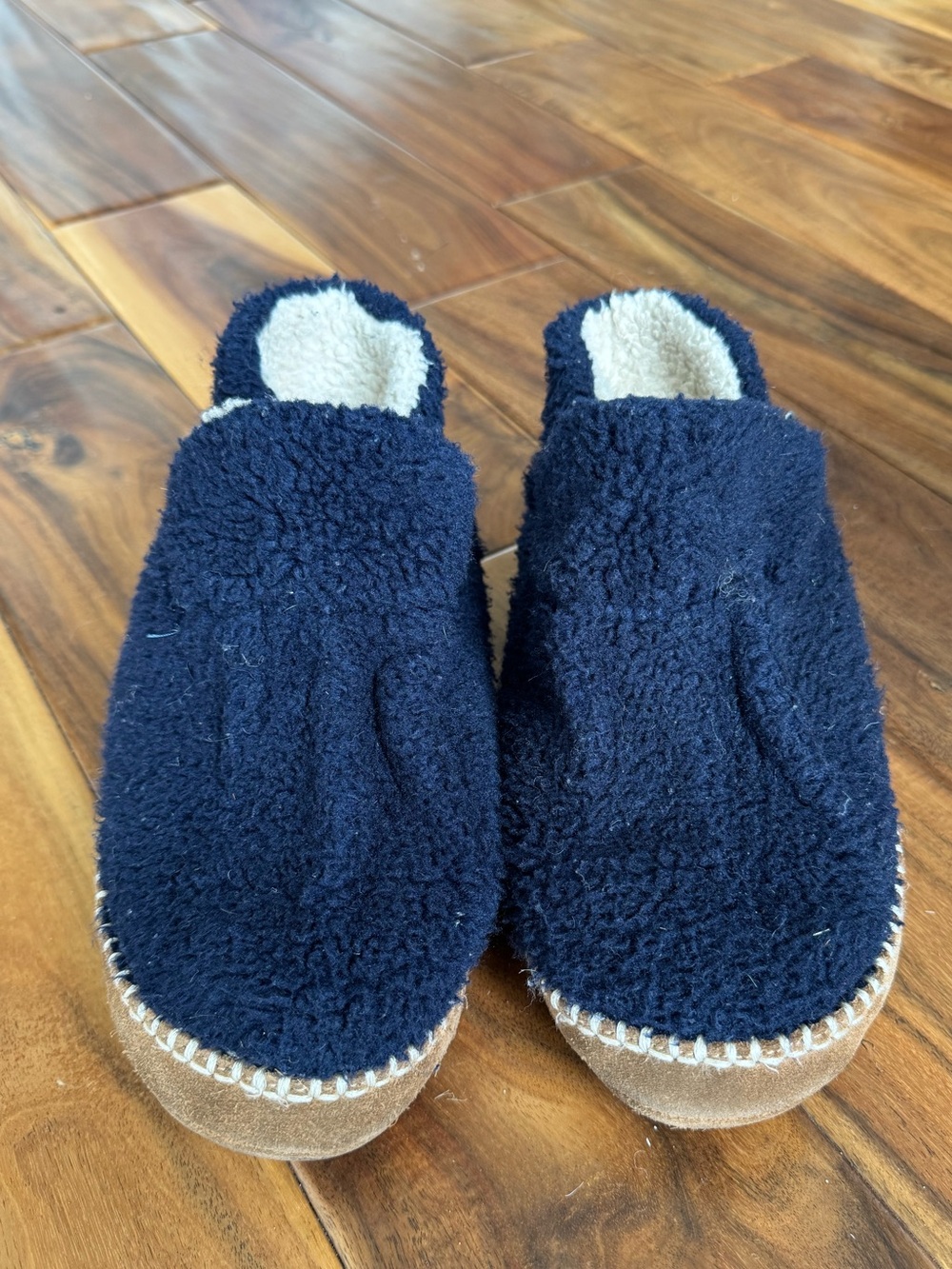 Kids Navy Sherpa Slip-On Slippers